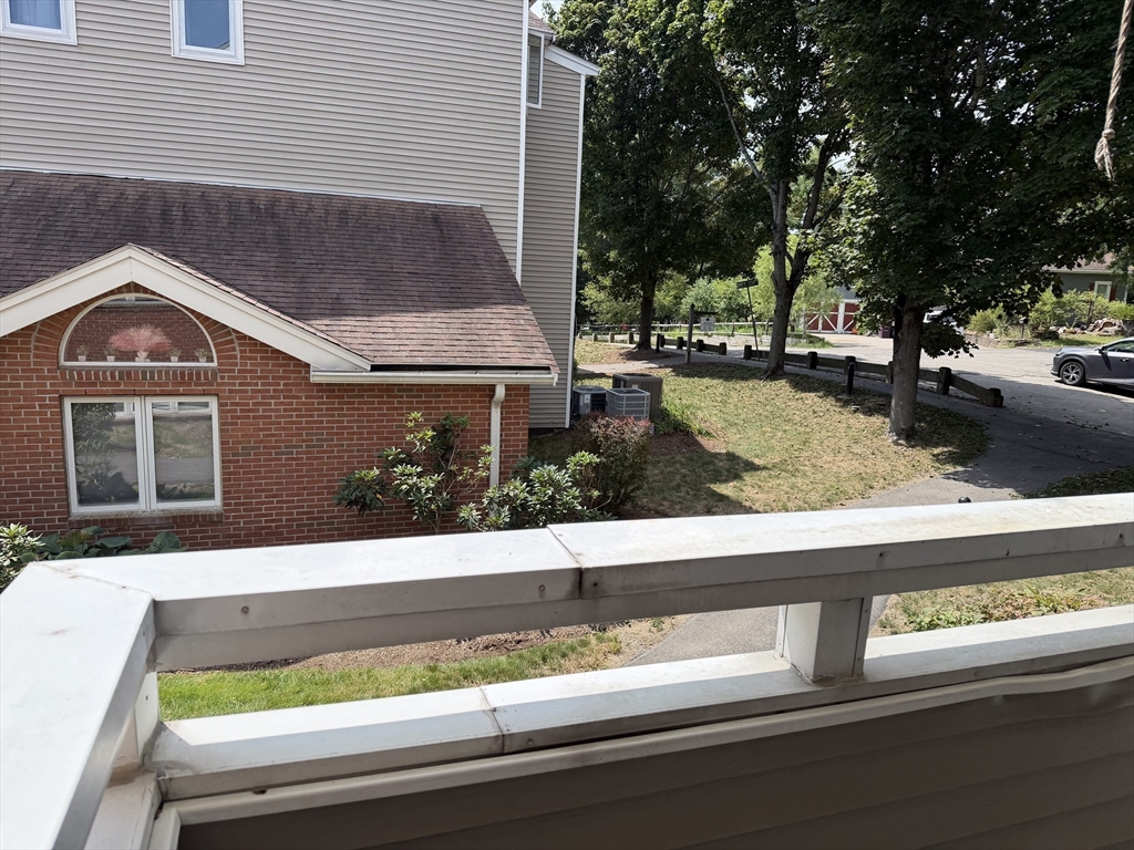 10 Chapman St # 208 Property Photo 33