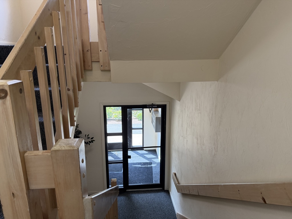 10 Chapman St # 208 Property Photo 34