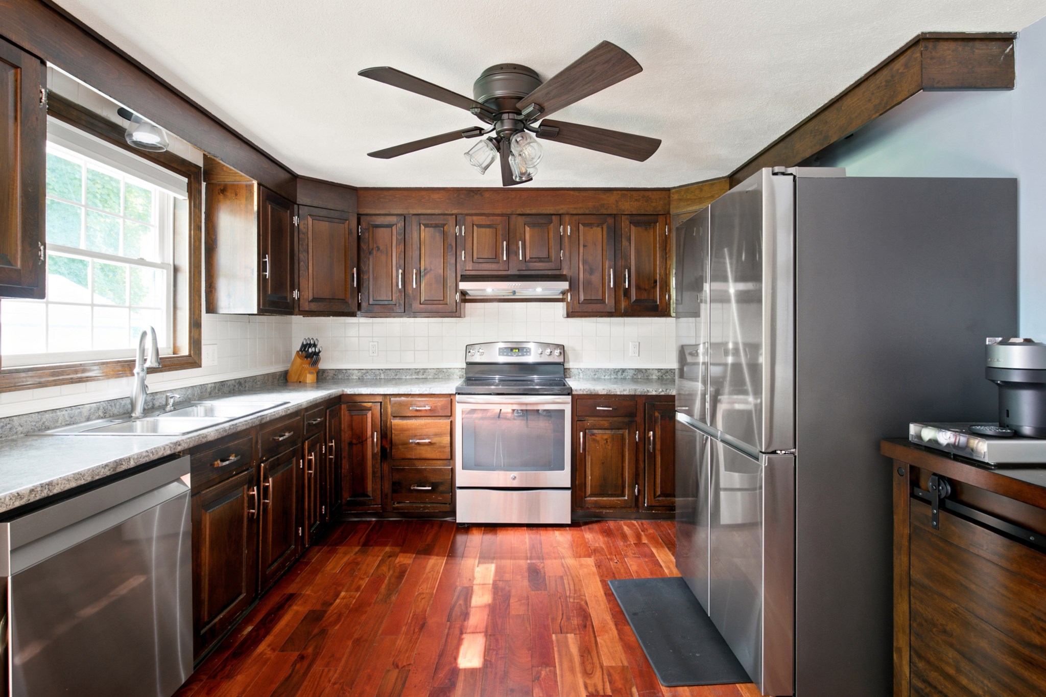 19 Sawdy Pond Avenue Property Photo 10