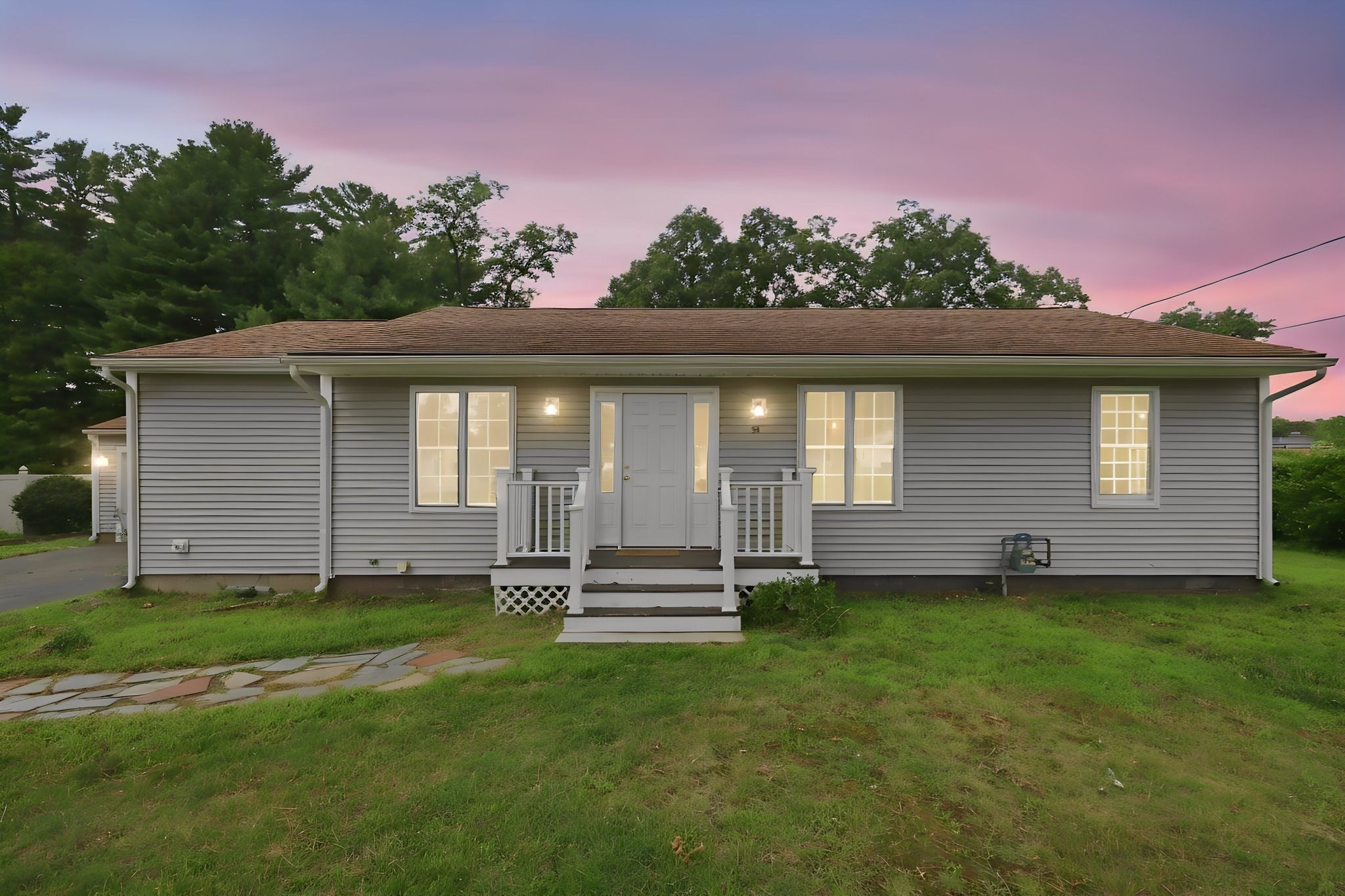 54 Beverly Dr Property Photo 1