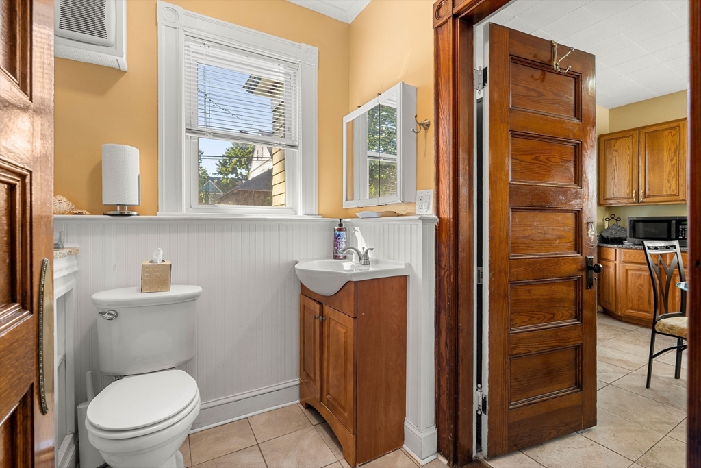 54 Tonawanda St Property Photo 9