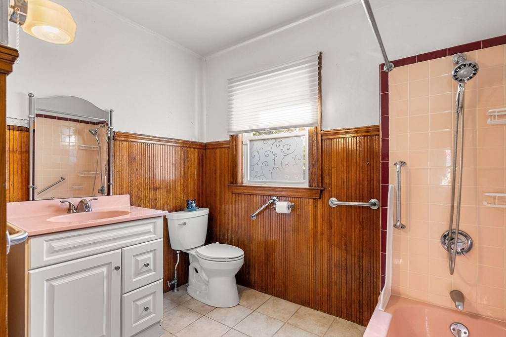 54 Tonawanda St Property Photo 22