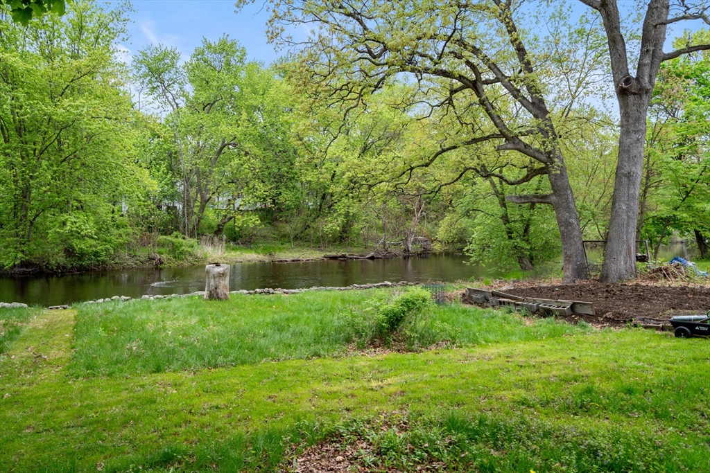 26 Powder Mill Rd Property Photo 12