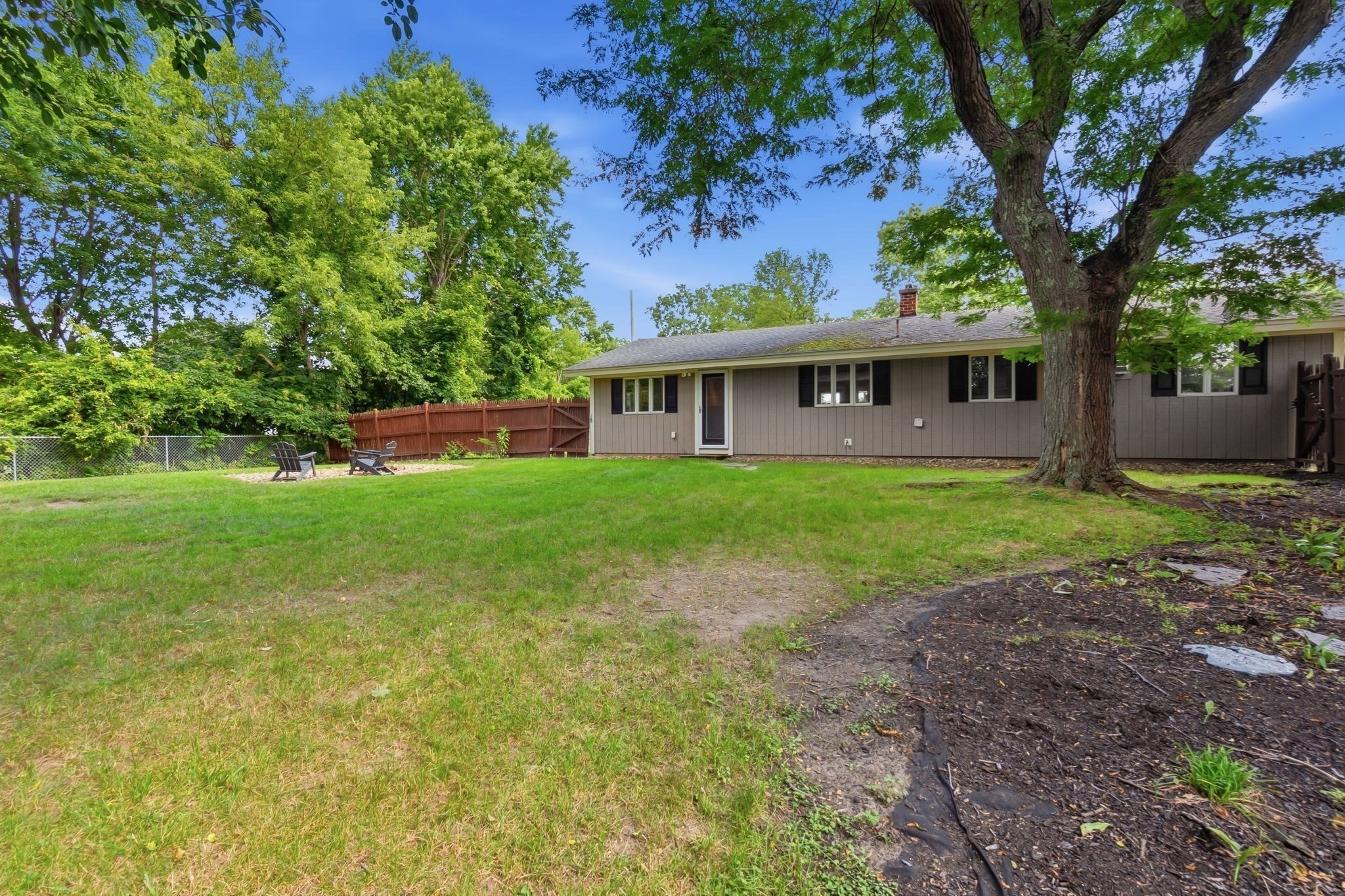 32 Massachusetts Ave. Property Photo 30