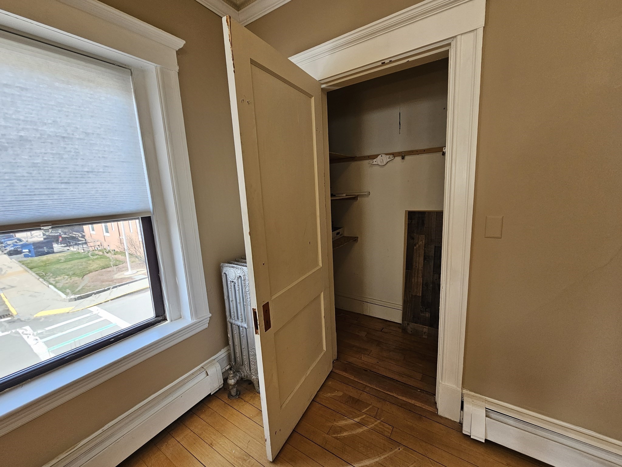 127-129 N Main St # 209 Property Photo 8