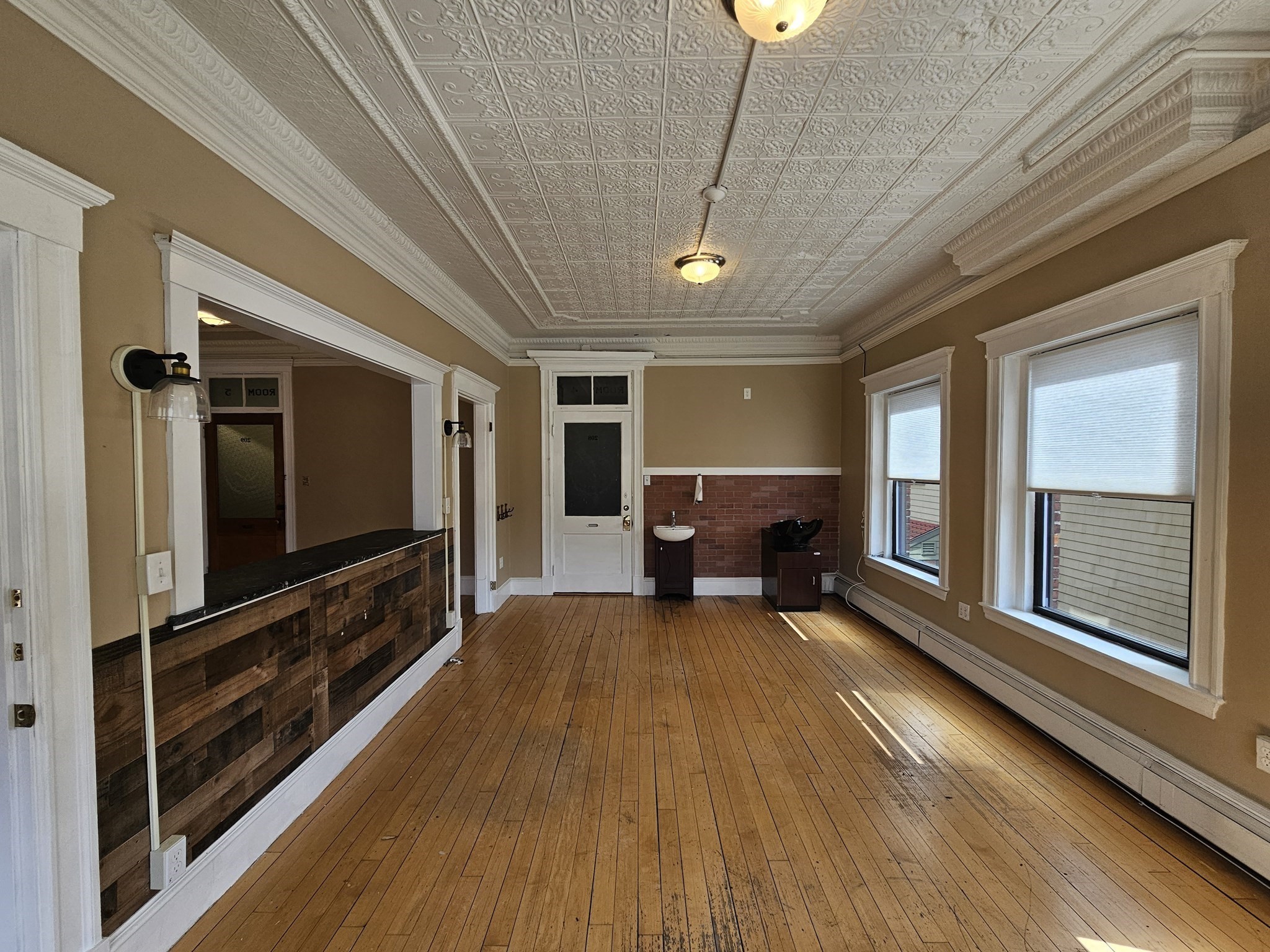 127-129 N Main St # 209 Property Photo 15