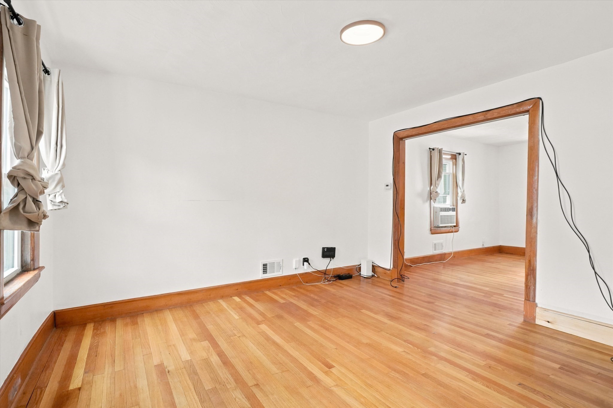32 Villa Ave Property Photo 7
