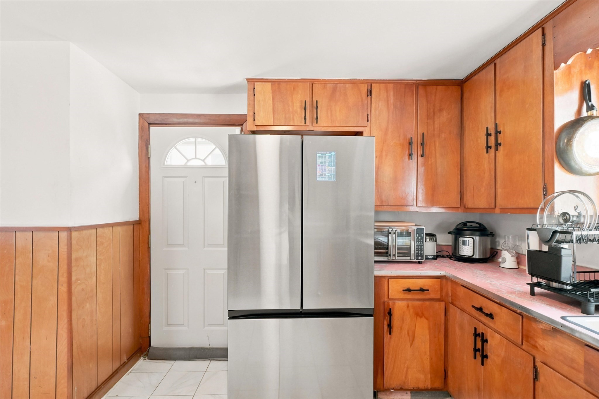 32 Villa Ave Property Photo 14