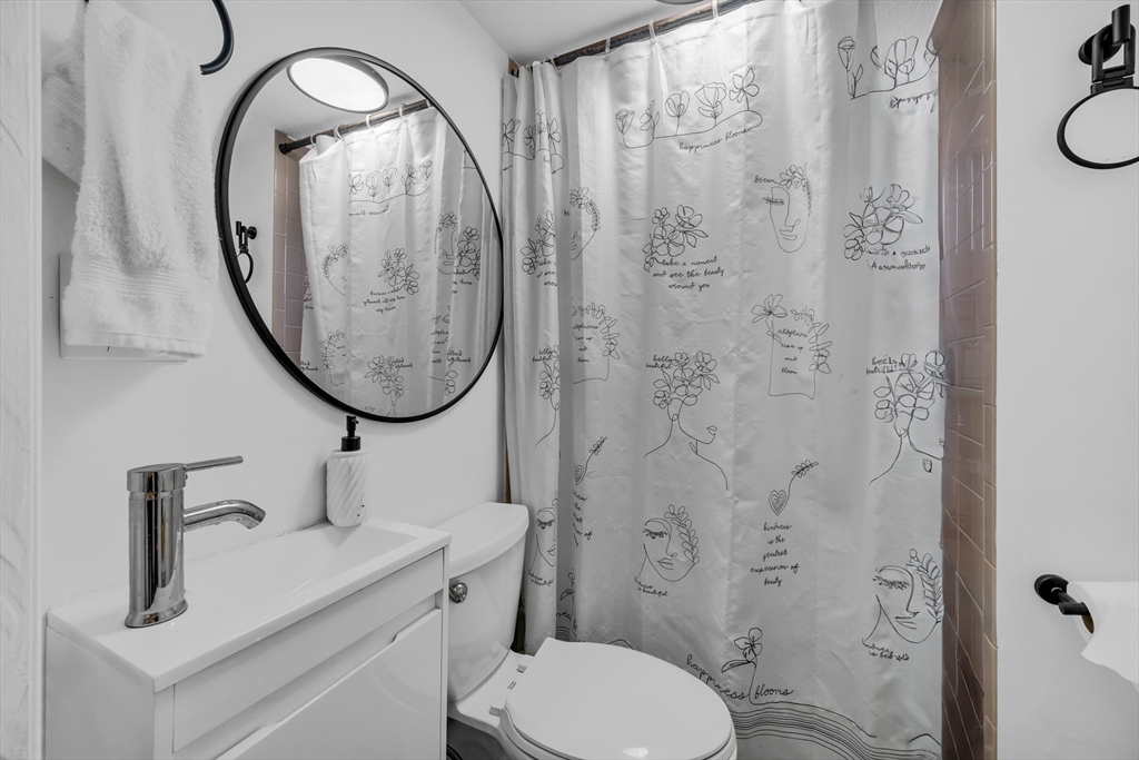 85 Arlington Property Photo 34