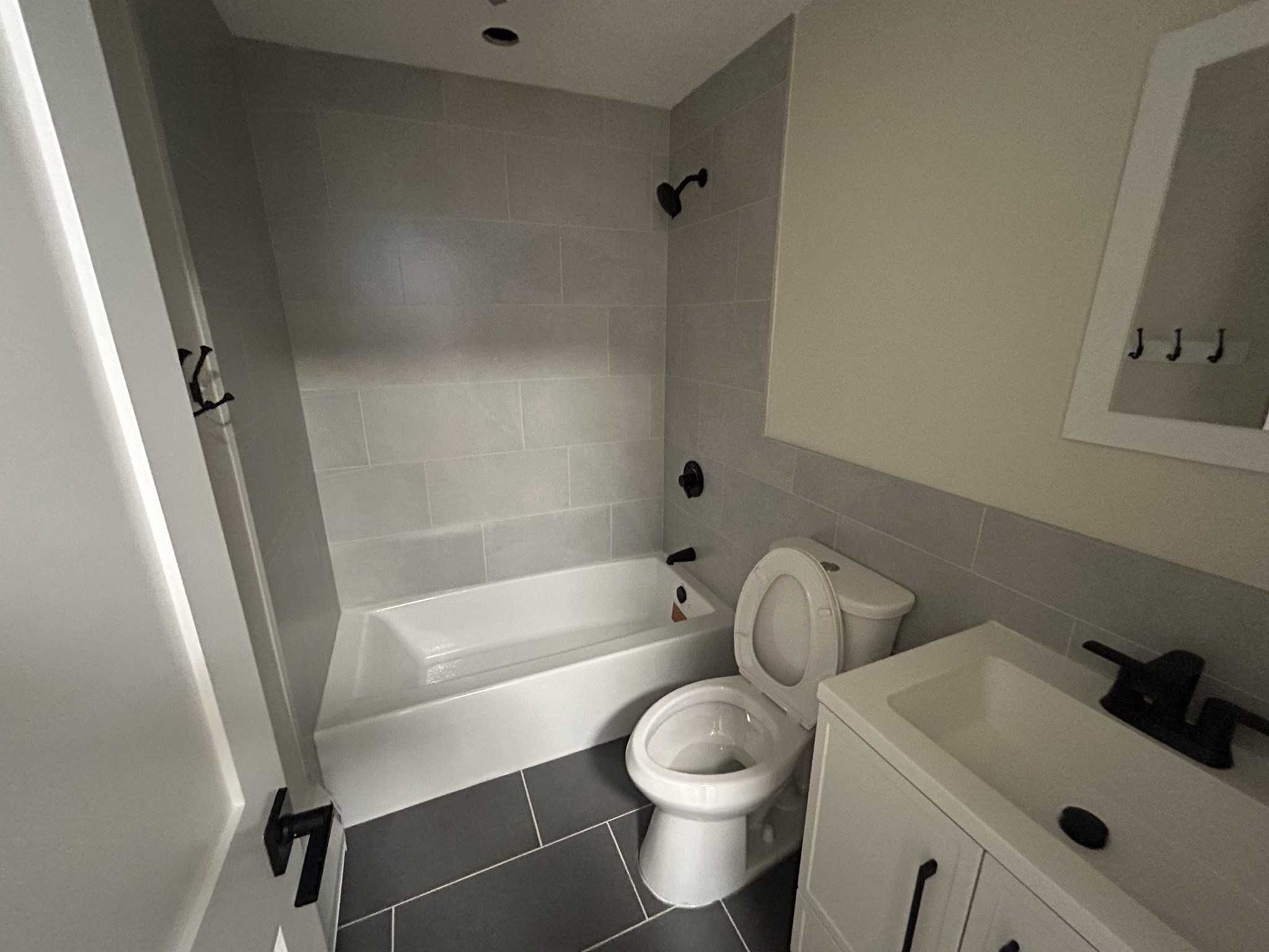 16 Walnut Street # B1 Property Photo 5