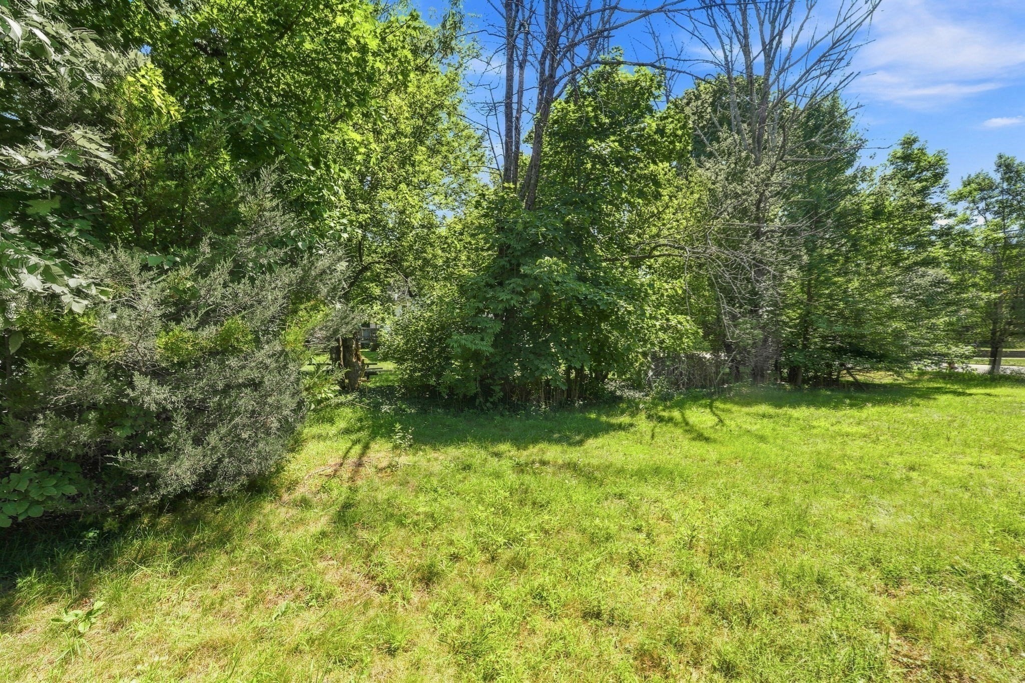 260 Thurber Ave Property Photo 6