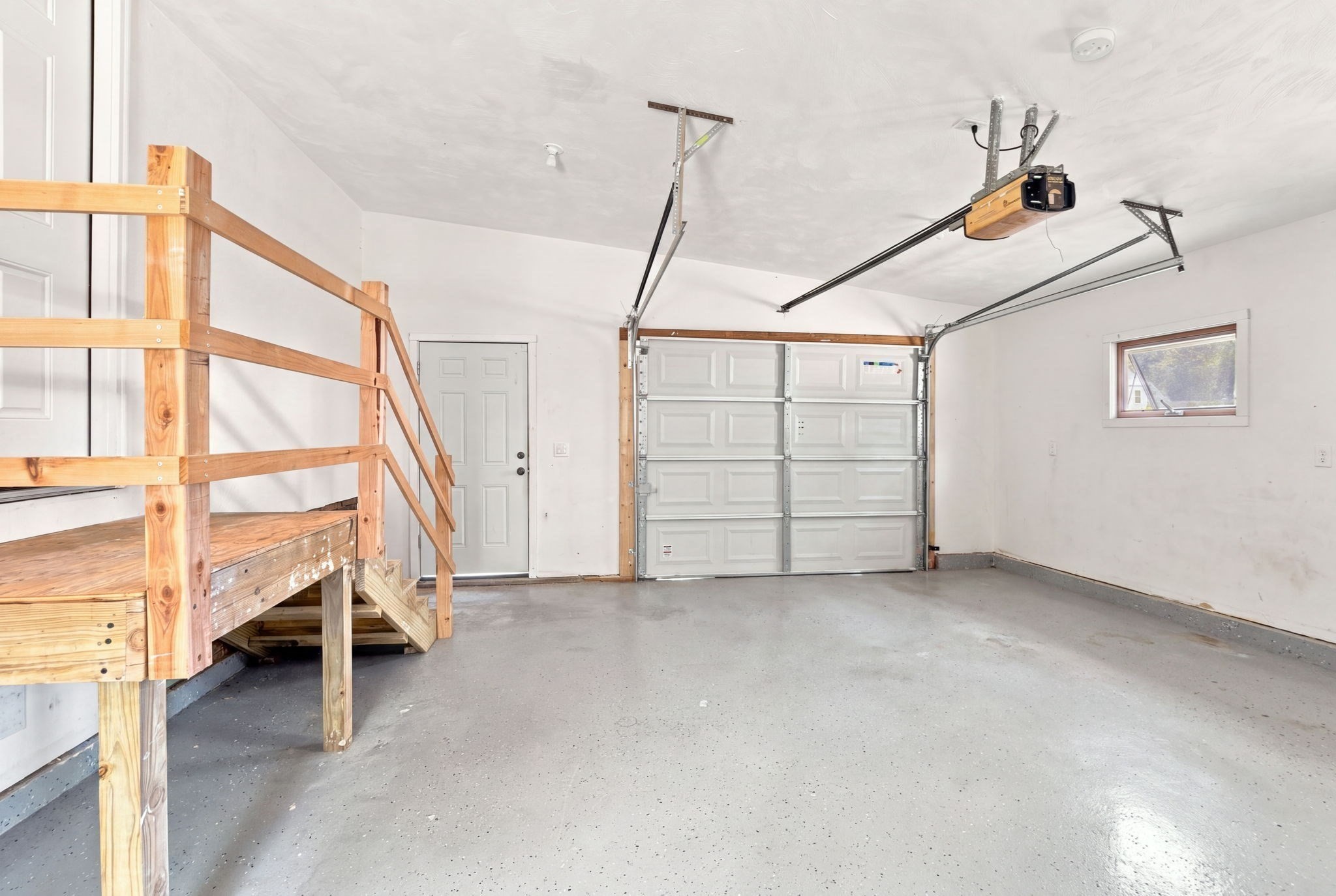 260 Thurber Ave Property Photo 21