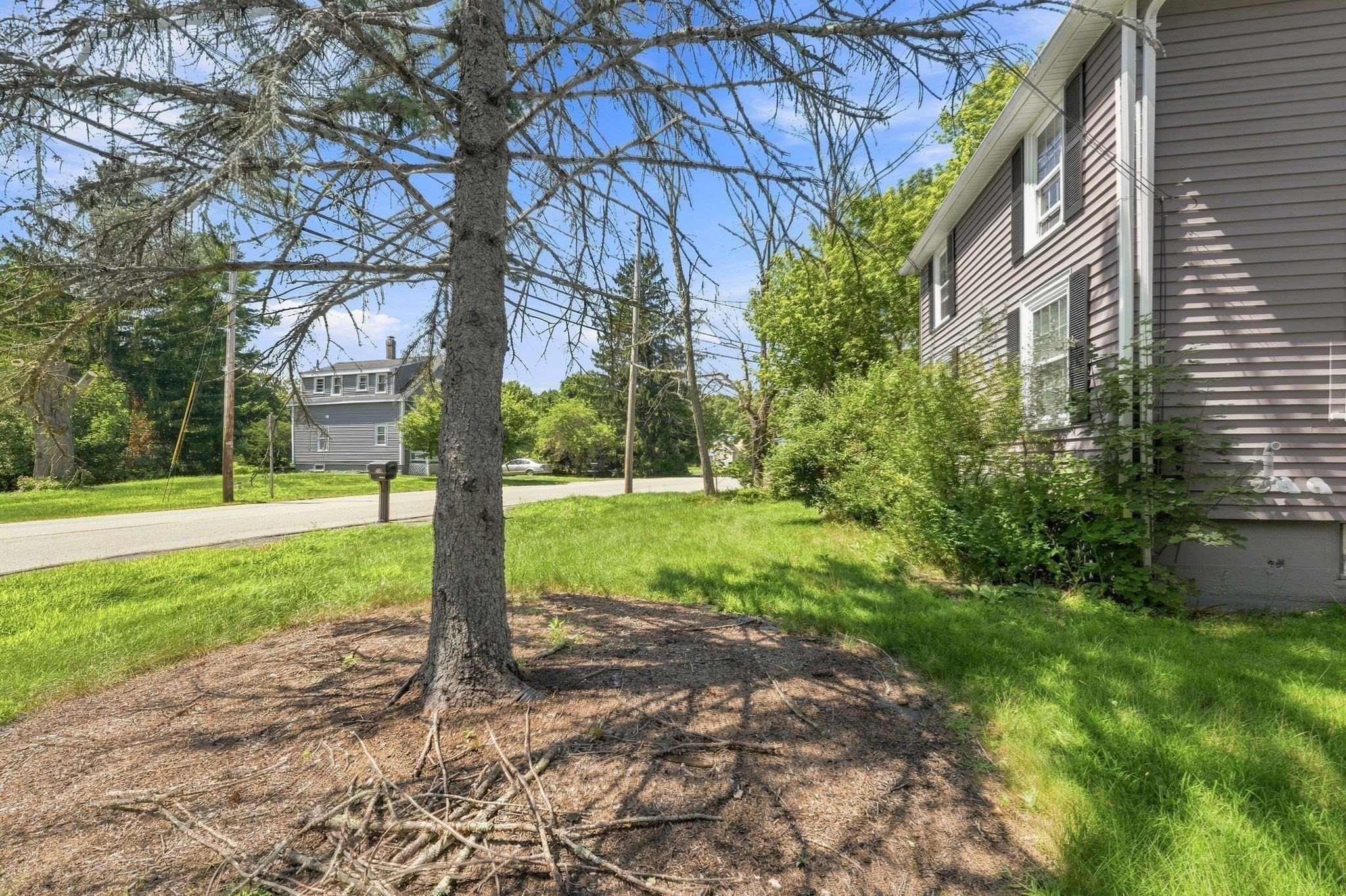 260 Thurber Ave Property Photo 40
