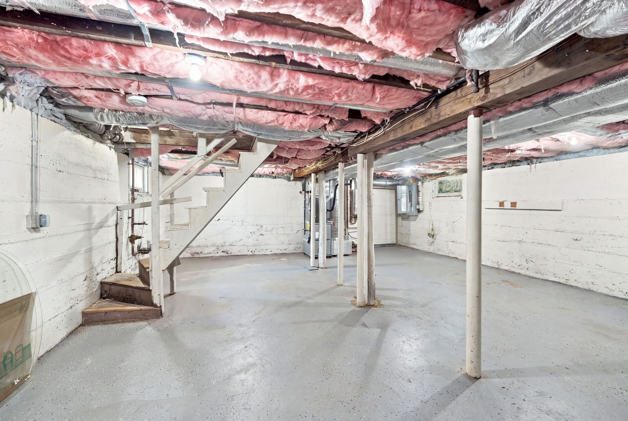 260 Thurber Ave Property Photo 41