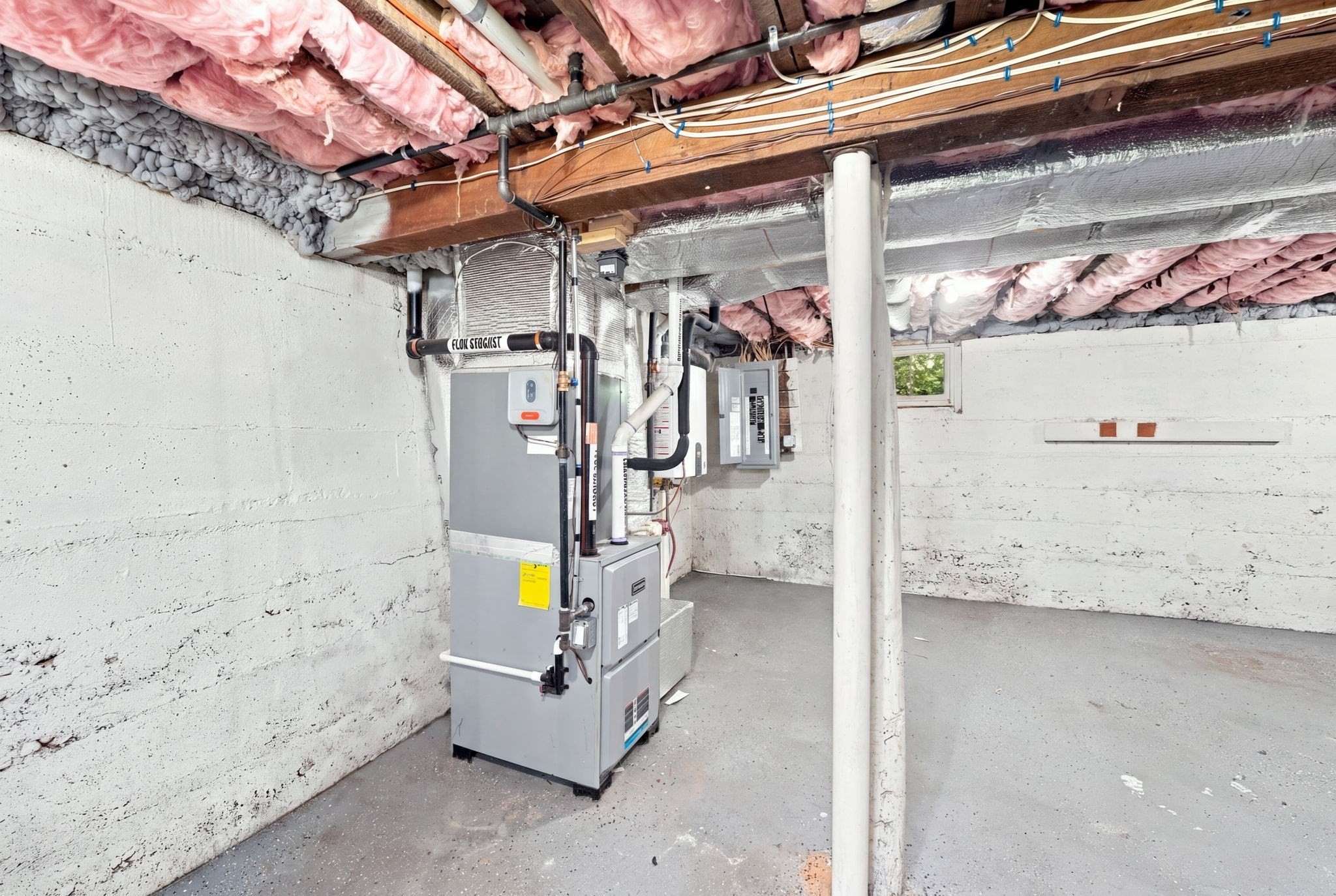 260 Thurber Ave Property Photo 42