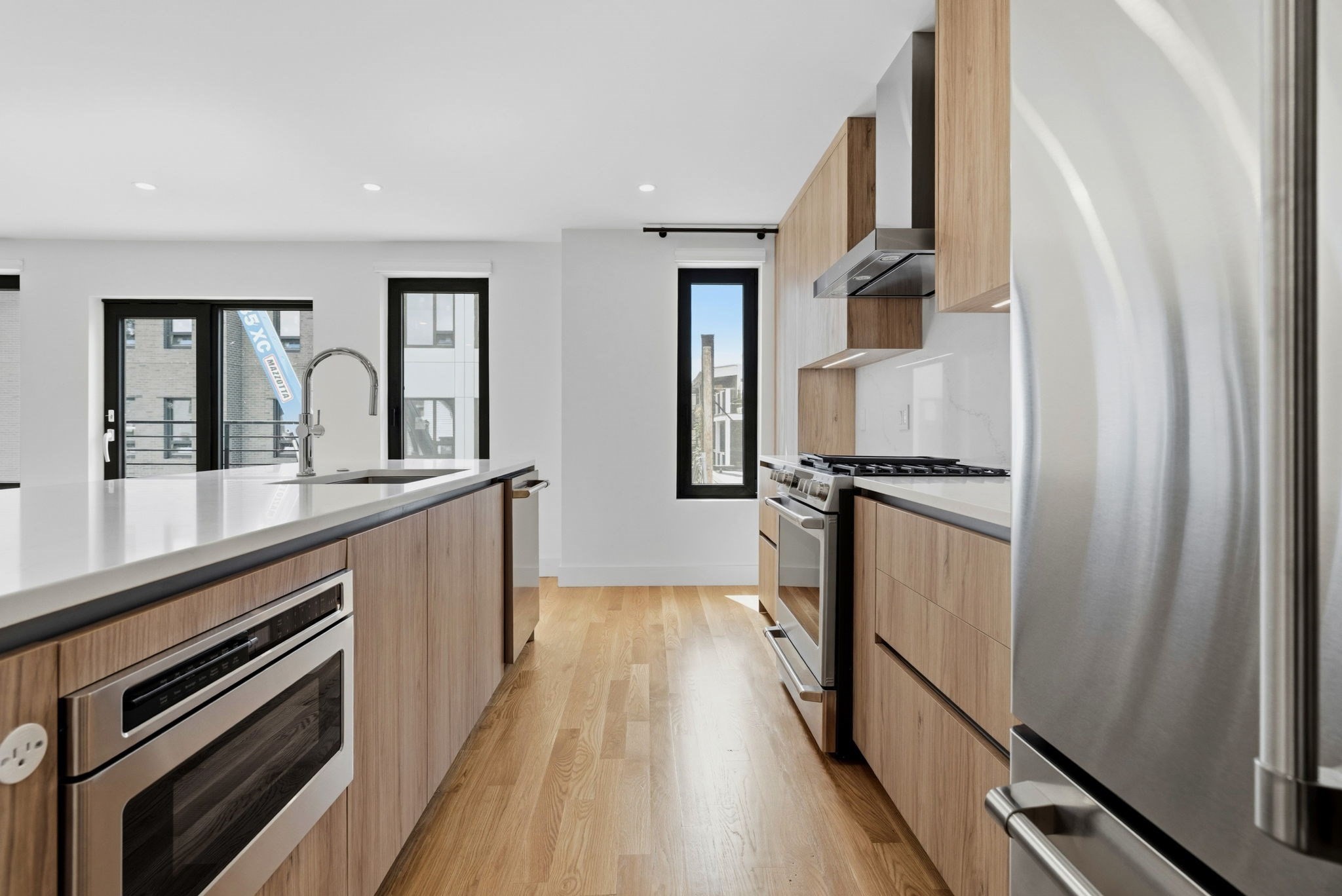 6 Devine Way # 2 Property Photo 4