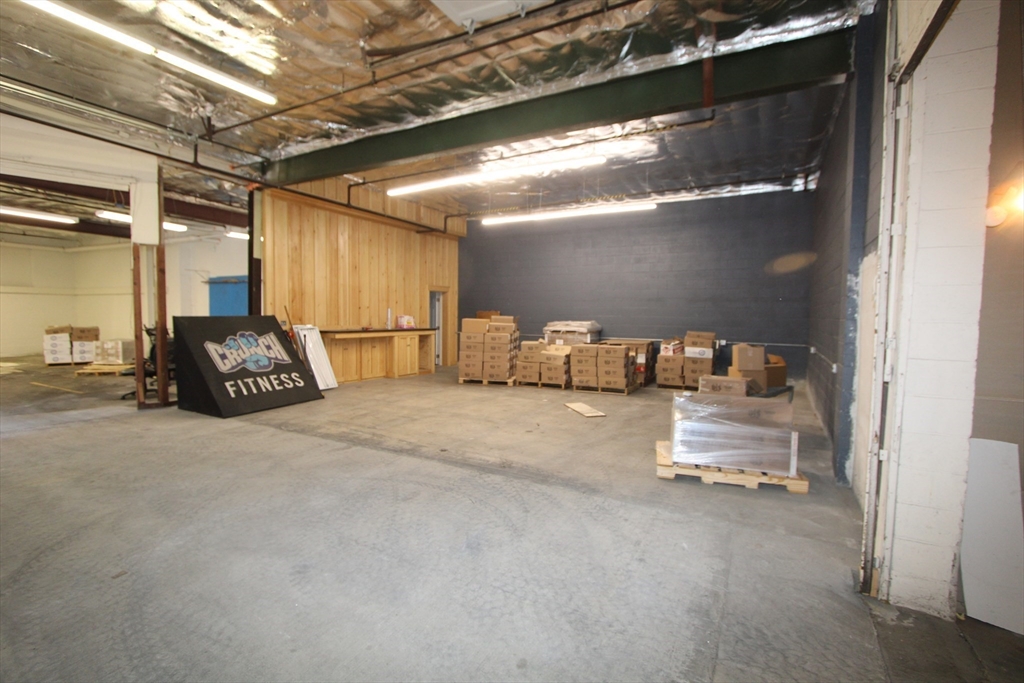 Seven Henry St Property Photo 8