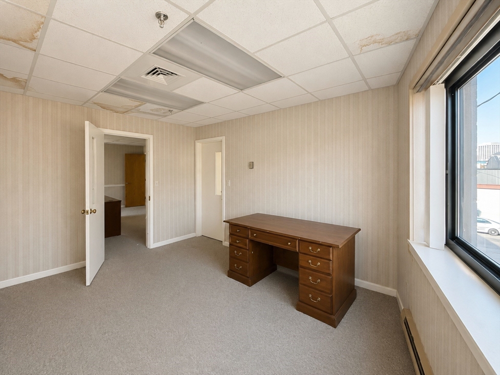 Seven Henry St Property Photo 17