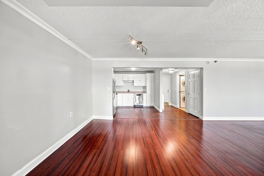 100 Cove Way # 802 Property Photo 13