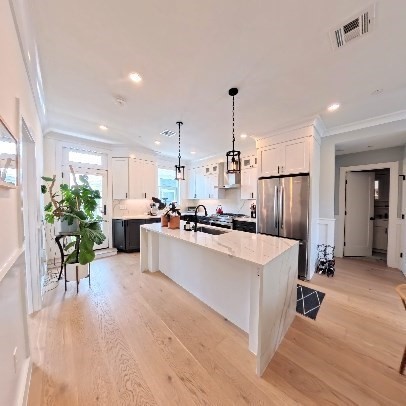 113 Beacon Street # C Property Photo 1