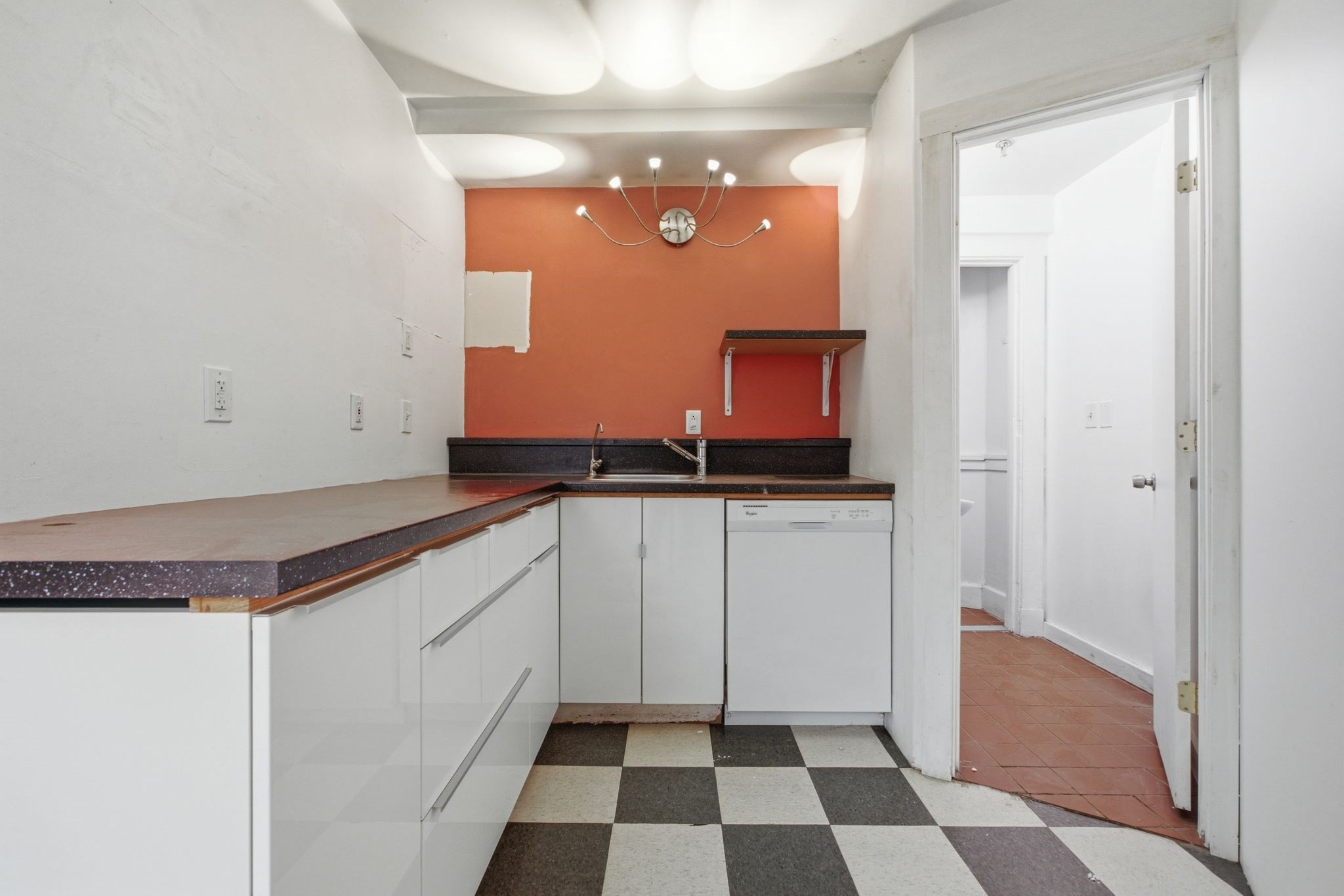 118 South Street Property Photo 14