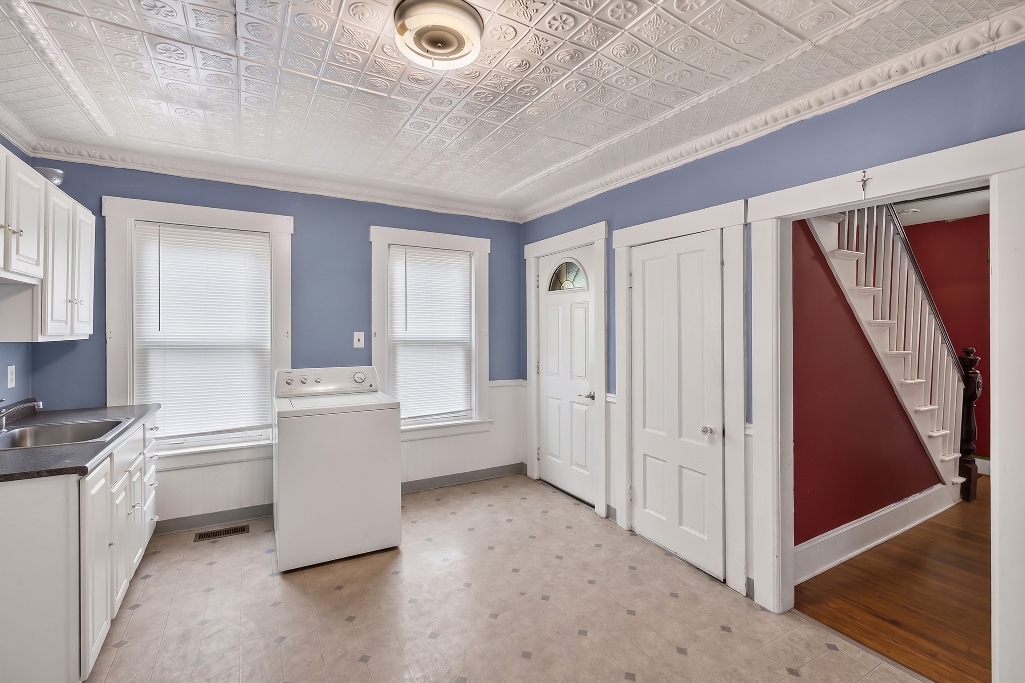 68 Harvard Ave Property Photo 5