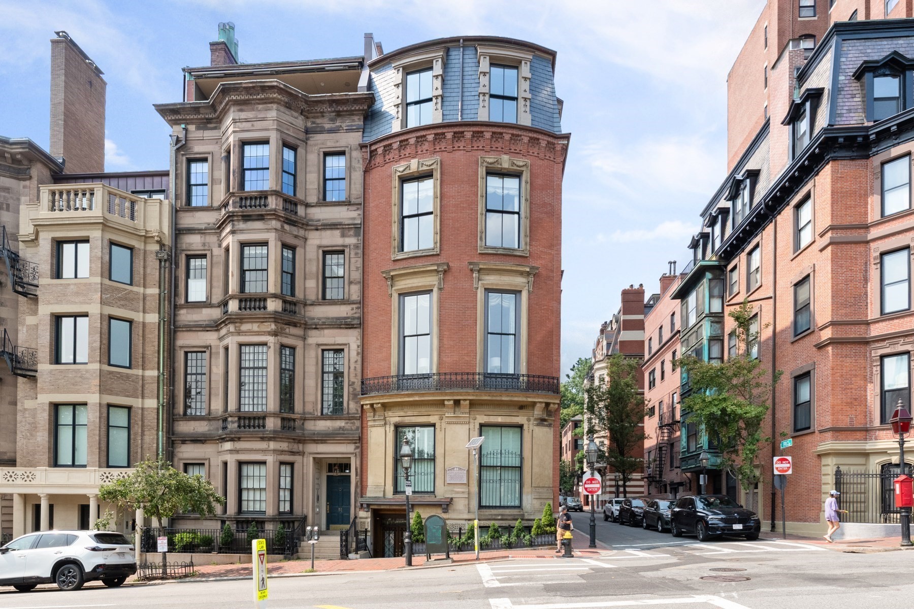 50 Beacon Street # 4 Property Photo 1