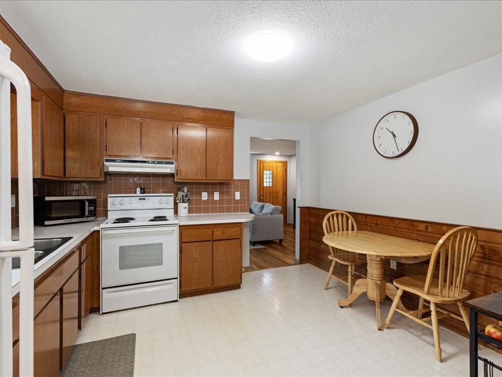 3 Michael Rd Property Photo 6