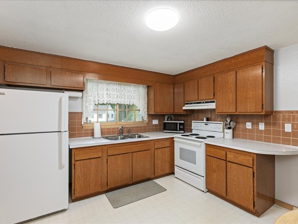 3 Michael Rd Property Photo 7