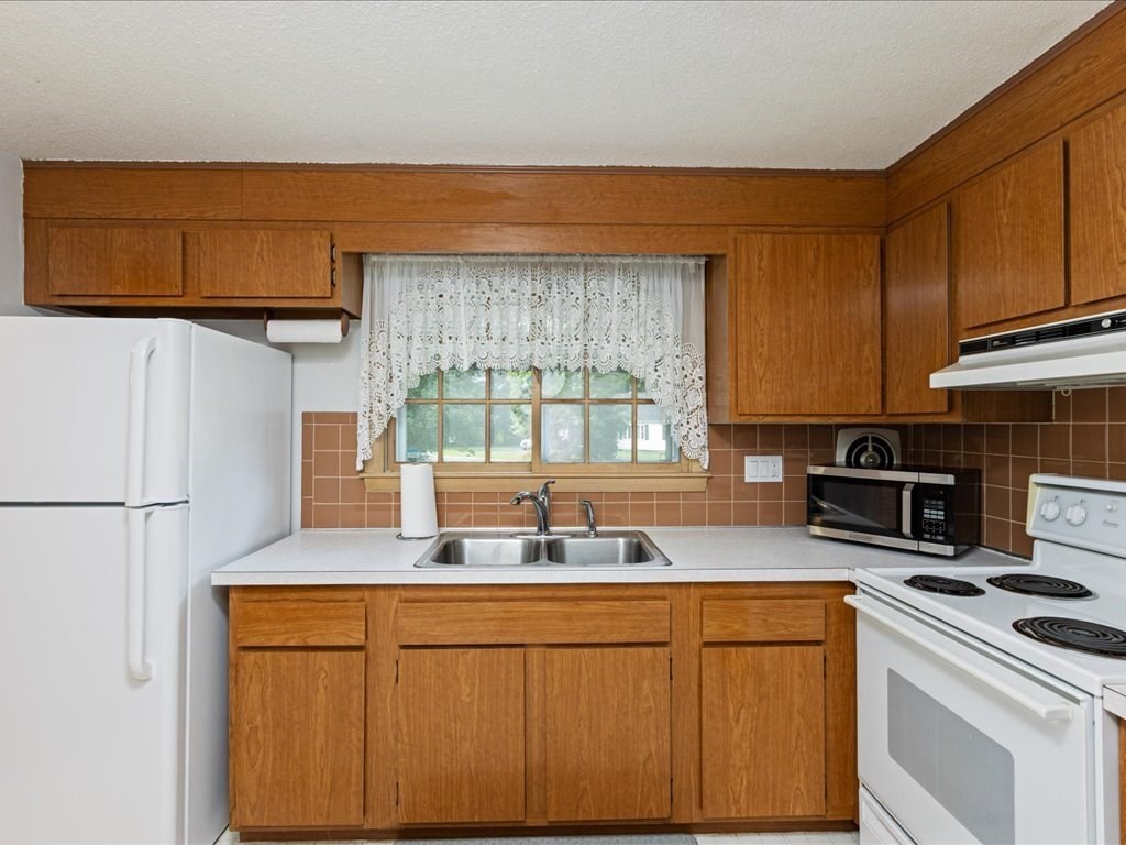 3 Michael Rd Property Photo 8