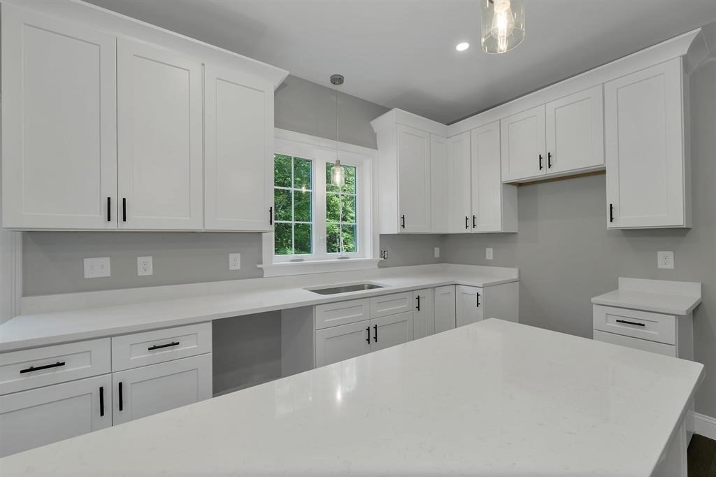 60 Jenkins Rd Property Photo 4