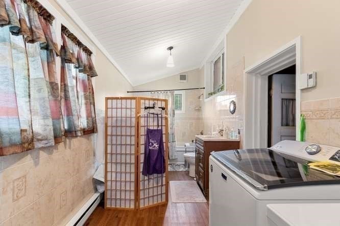 42 Piedmont St Property Photo 9