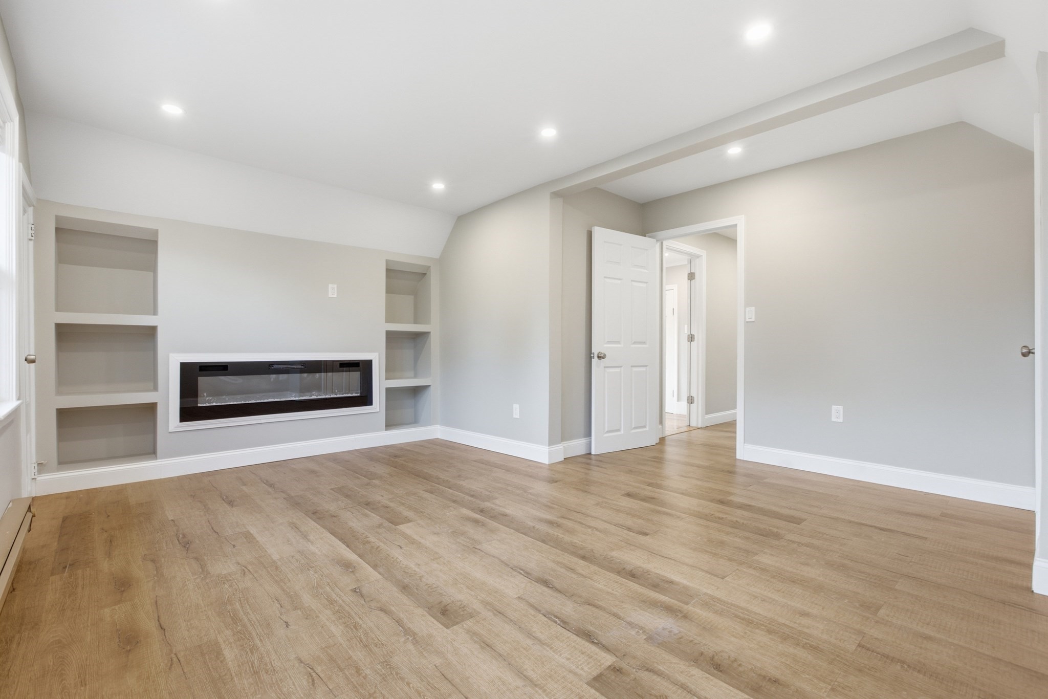 168 Brook Property Photo 10