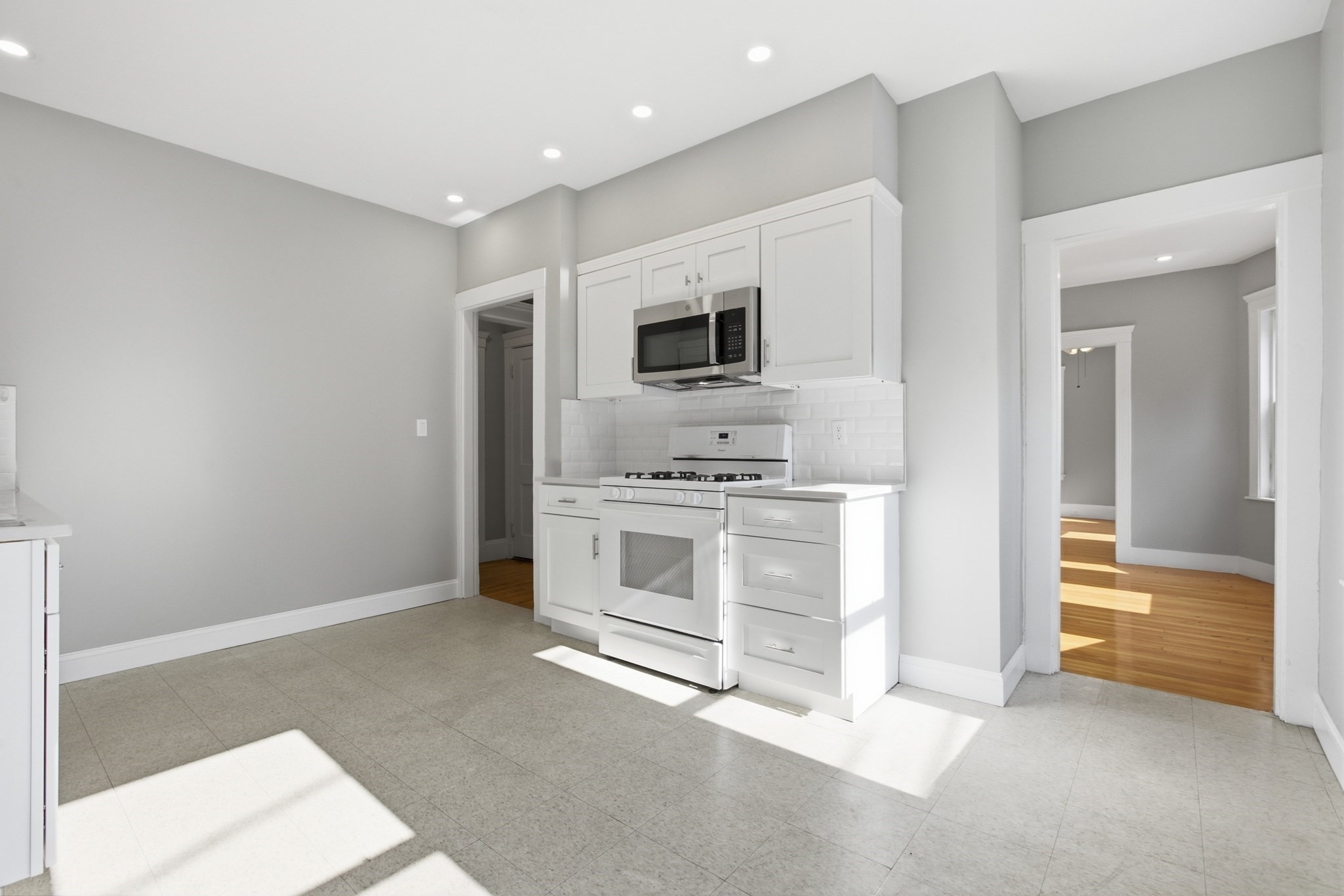 168 Brook Property Photo 11