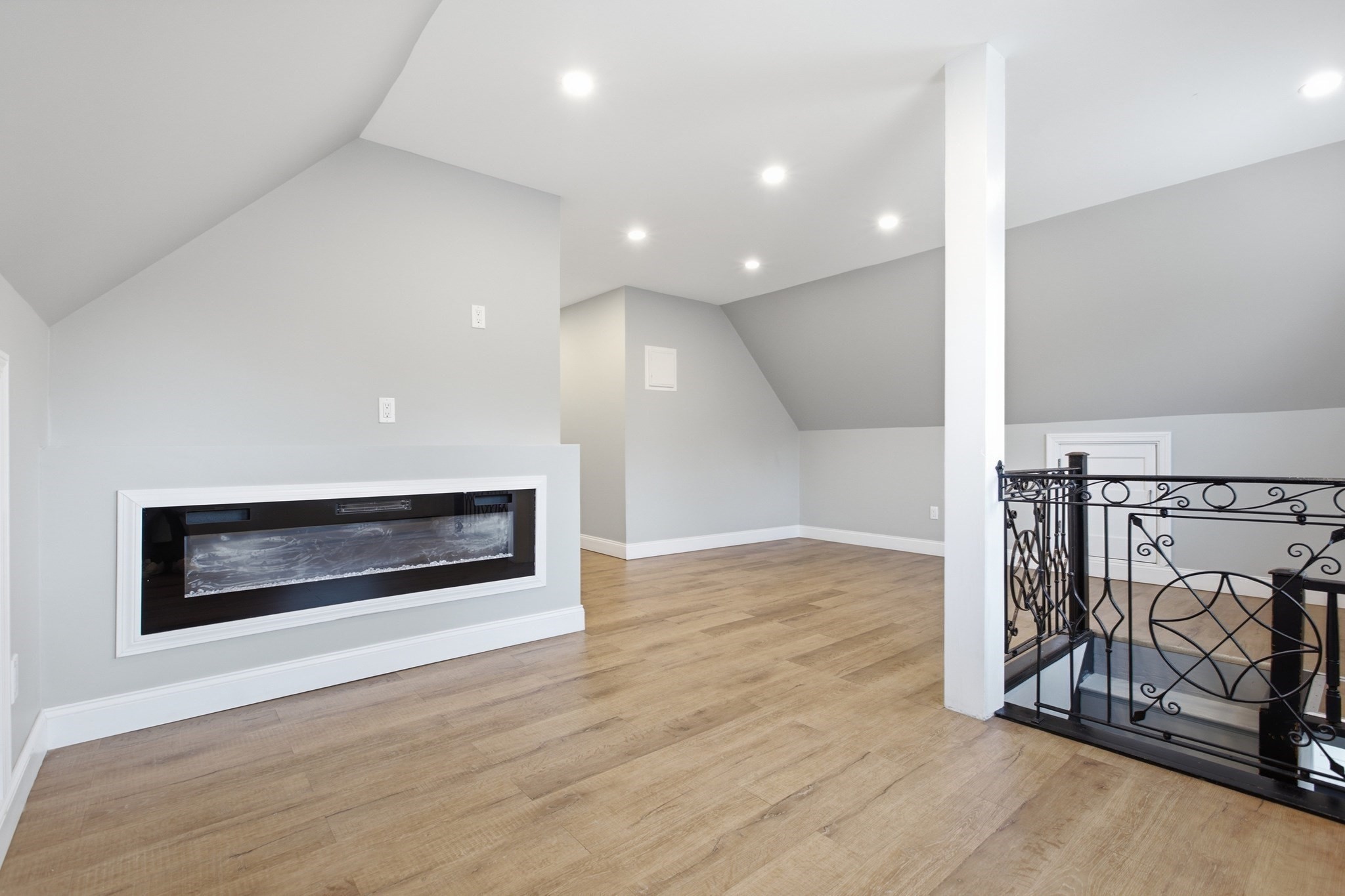 168 Brook Property Photo 27