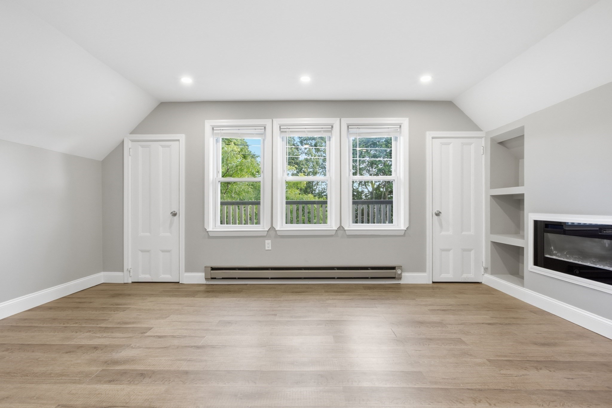 168 Brook Property Photo 29