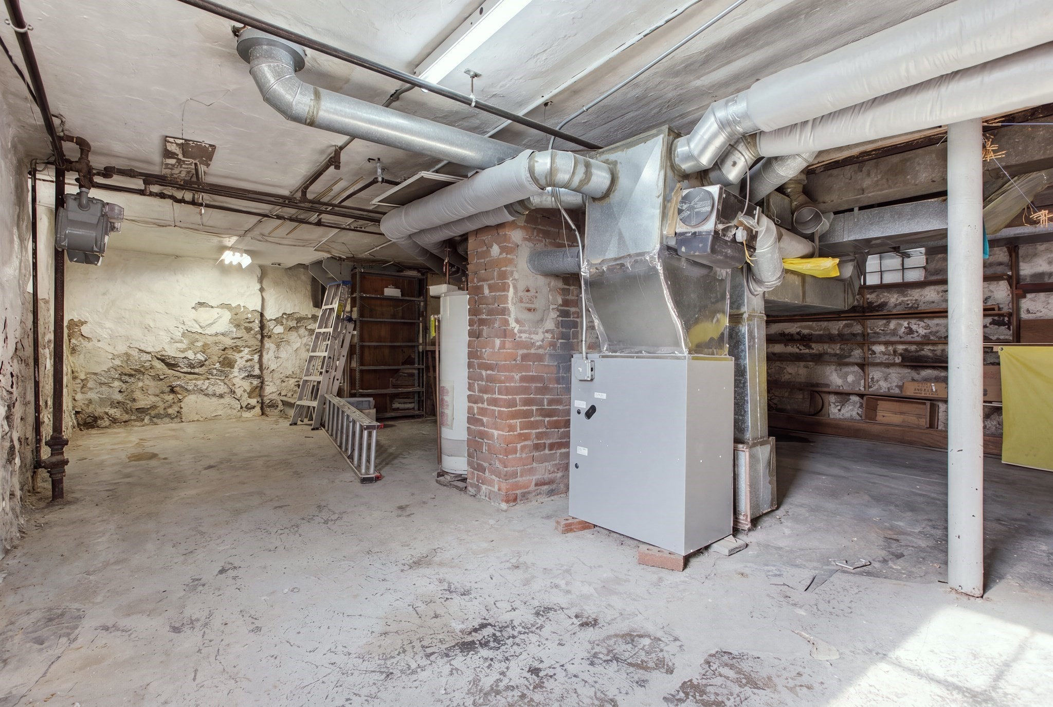 168 Brook Property Photo 34