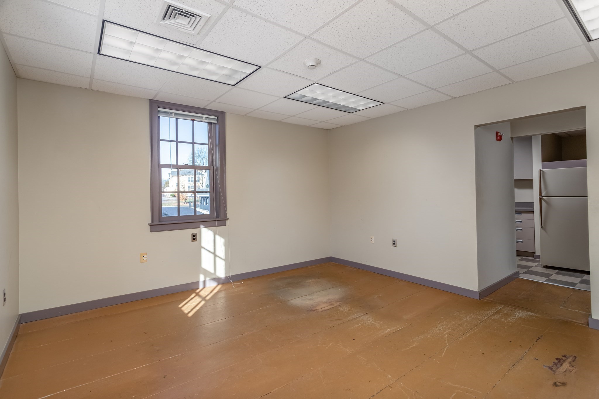 10 Common Rd Property Photo 18