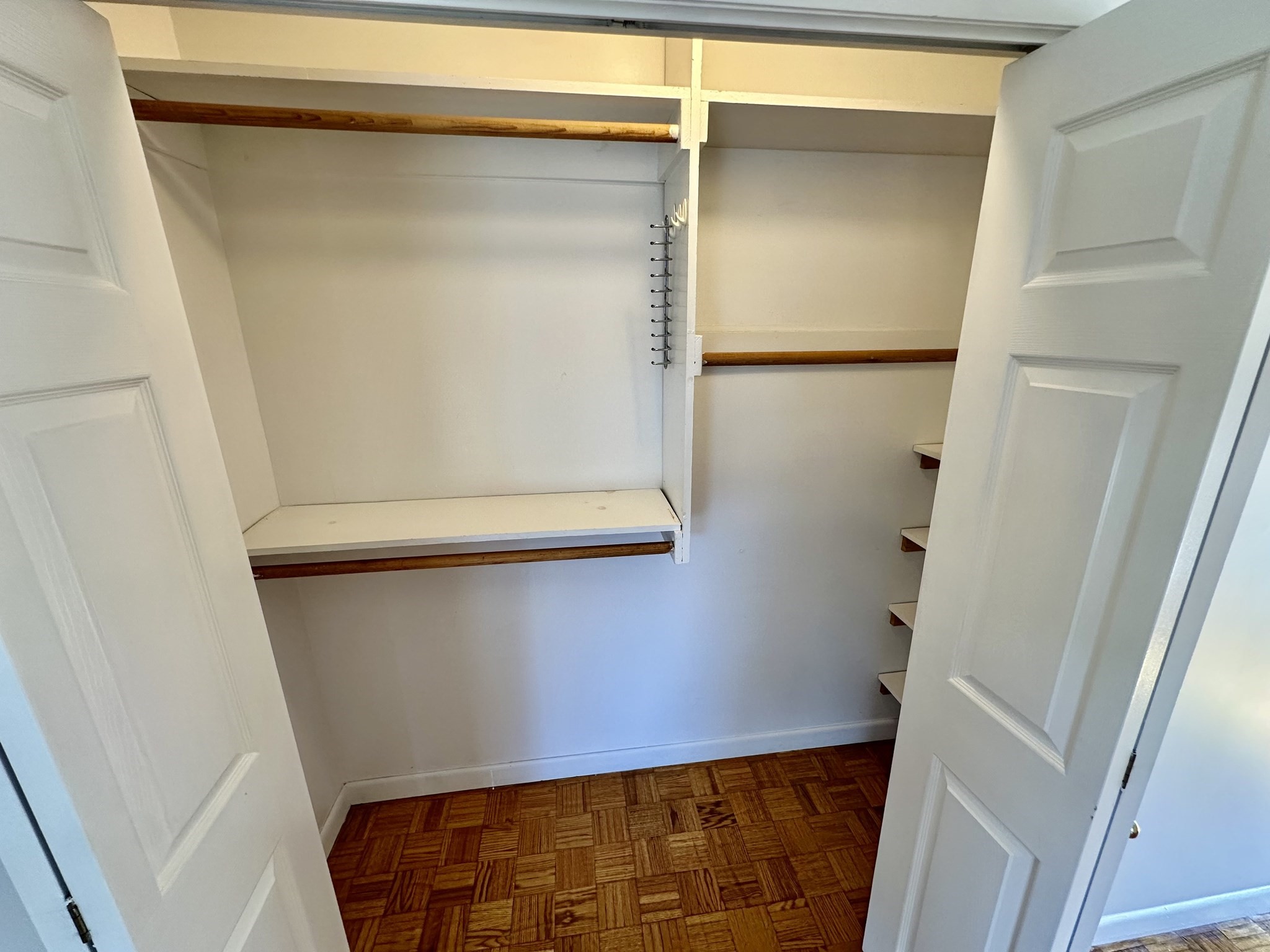 44 Broadlawn Park # 22a Property Photo 12