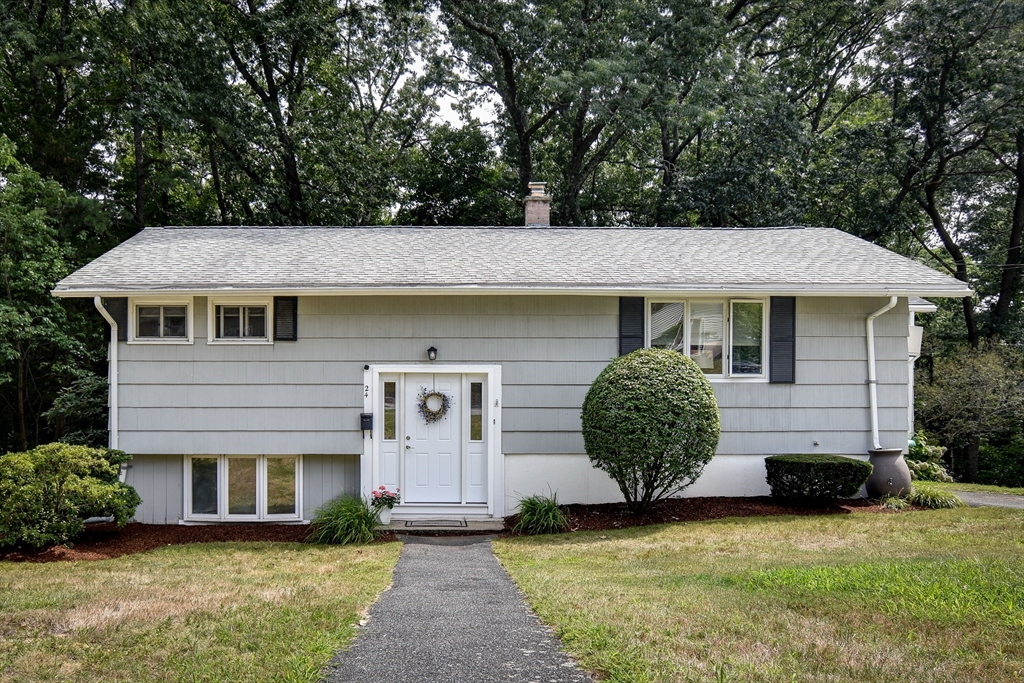 24 Upper Joclyn Ave Property Photo 1