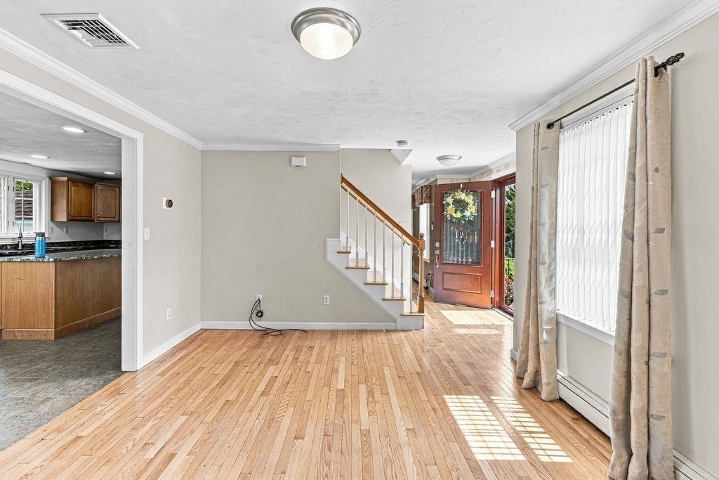 35 Meeshawn Ave Property Photo 13