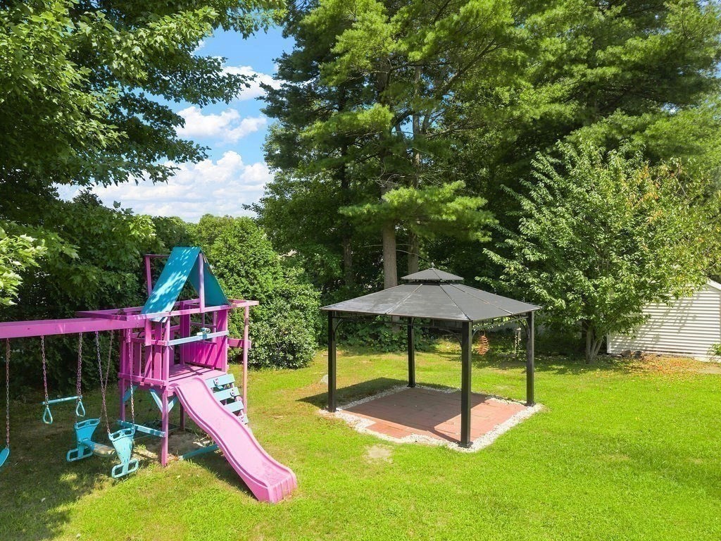 35 Meeshawn Ave Property Photo 40