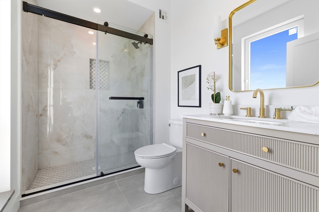 66 Mcgrath # 403 Property Photo 14