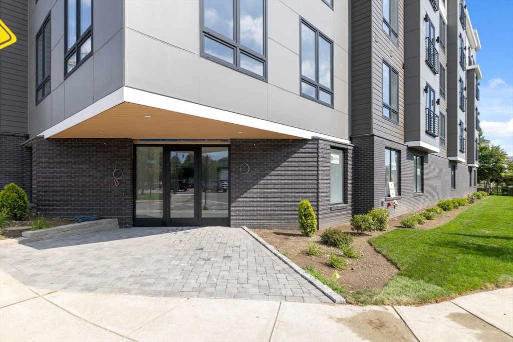 66 Mcgrath # 403 Property Photo 26