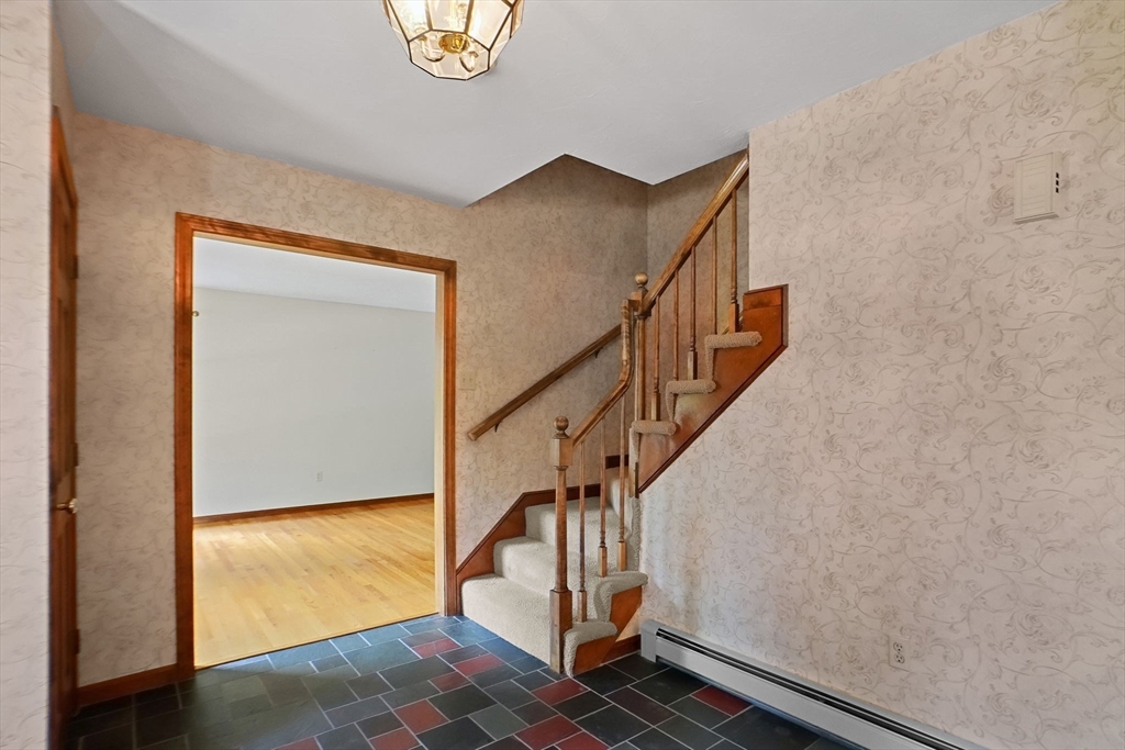 22 Danielle Ln Property Photo 7