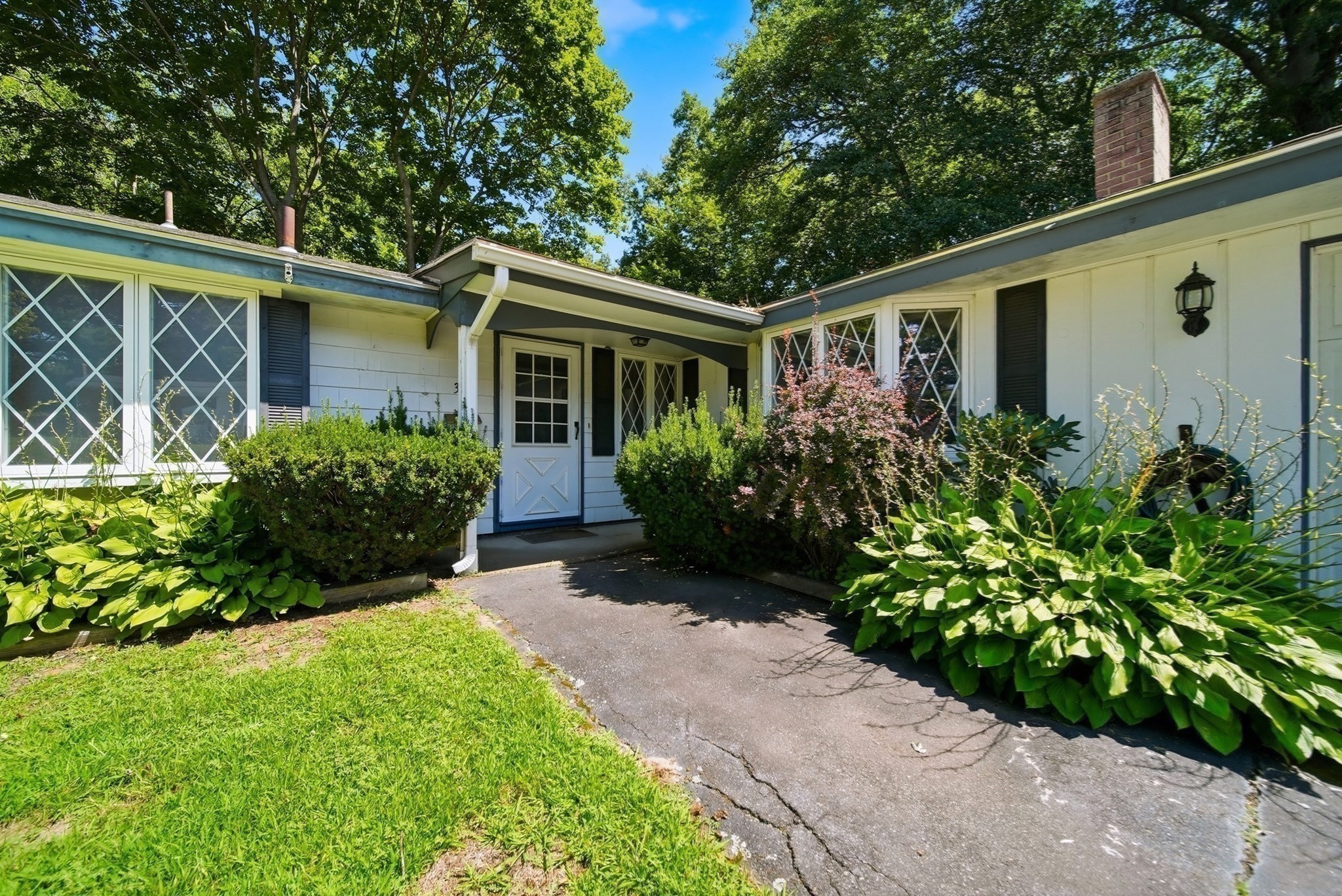 34 Cornell Rd Property Photo 2