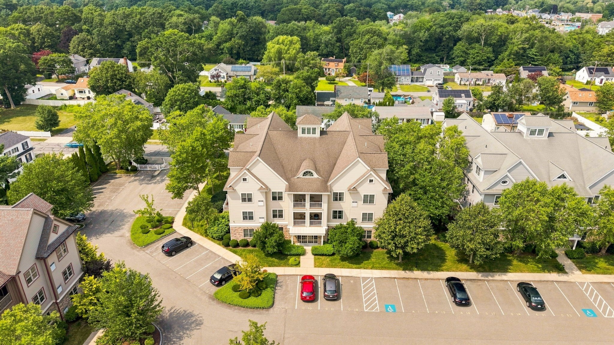 1068 Victoria St # A4 Property Photo 3