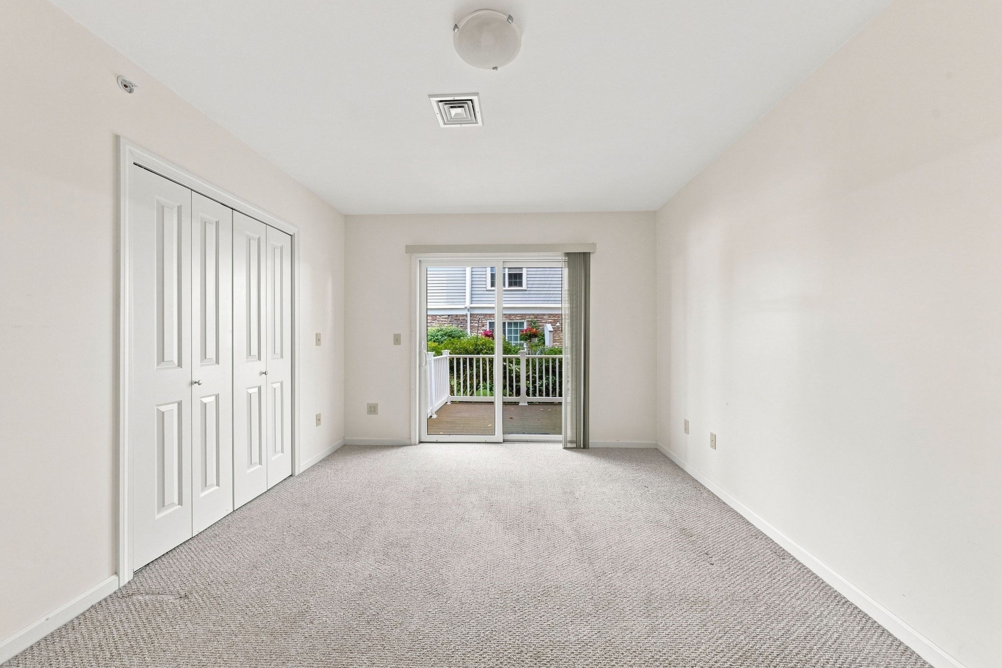 1068 Victoria St # A4 Property Photo 20