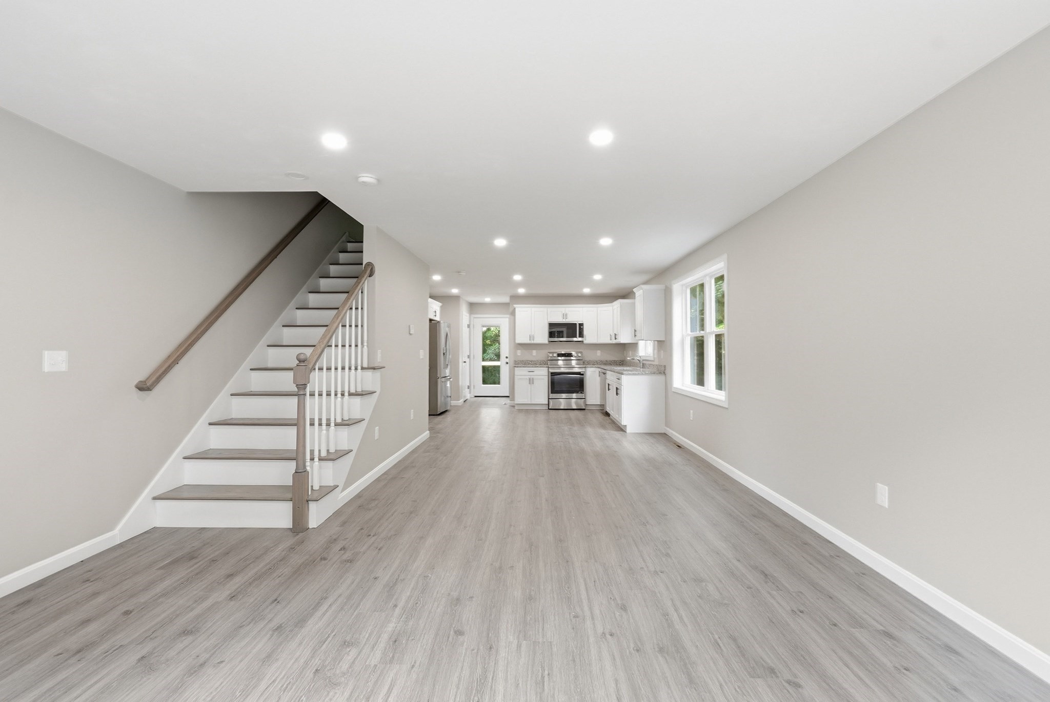 71 Pine St # B Property Photo 9