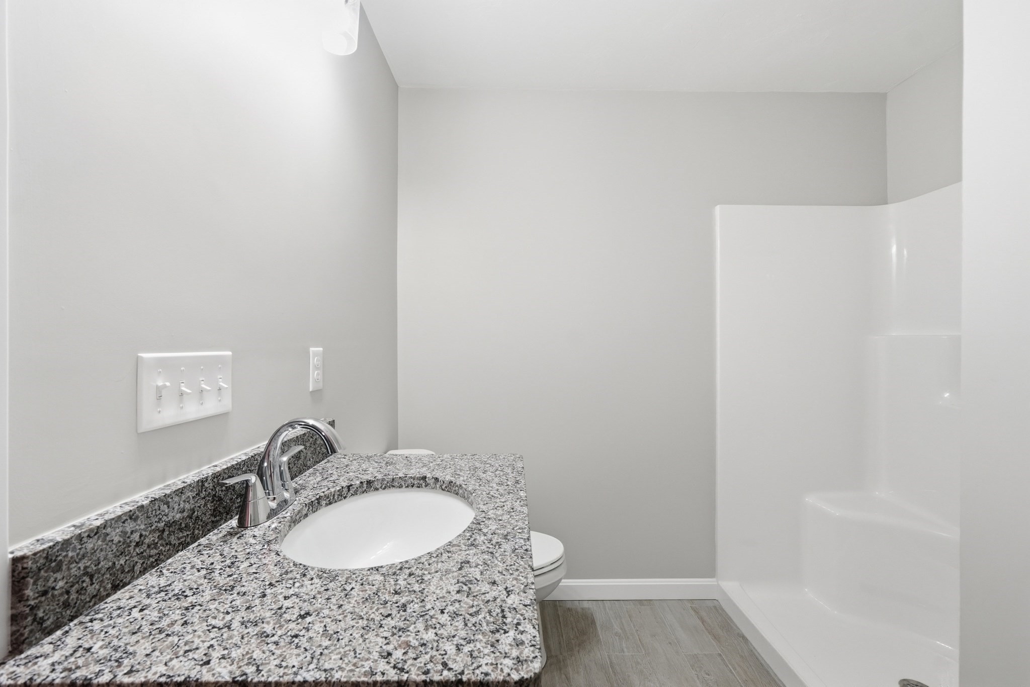 71 Pine St # B Property Photo 15
